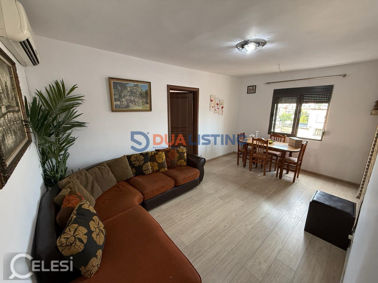 Shitet apartament 2+1 tek Brryli , prane Karburant Elda .
