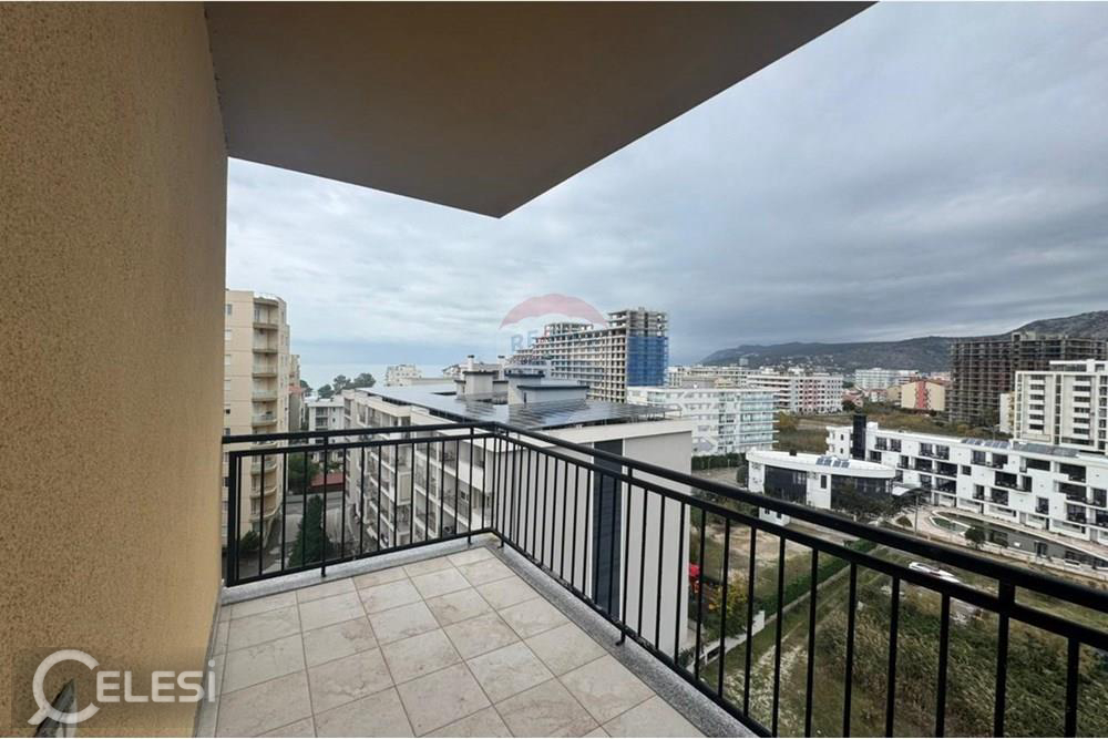 Apartament Modern me Pamje Deti në Shëngjin