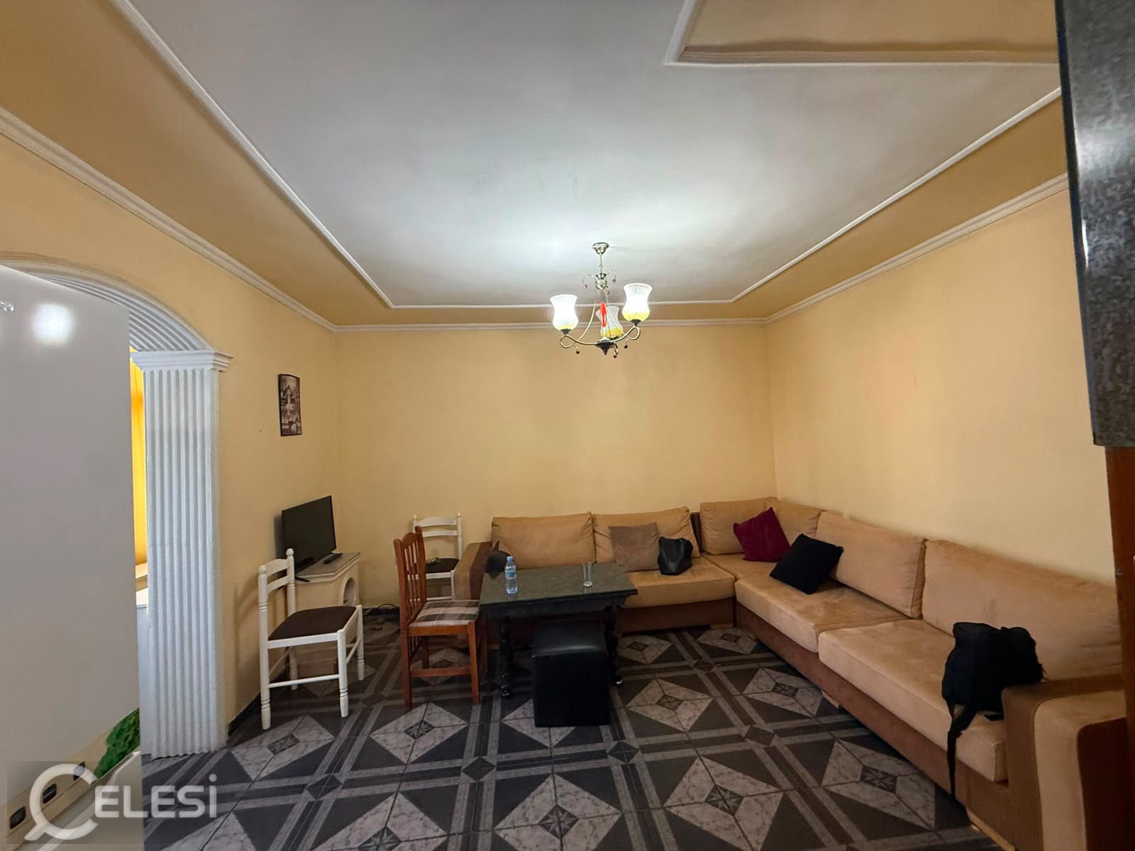 Qera | Apartament 1 + 1 | Rruga e Dibrës | 400 €/muaj