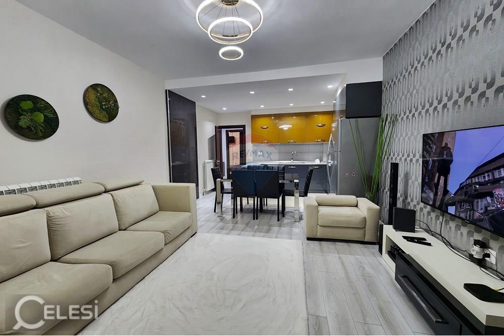 Apartament 2+1 per qira te Kodra e Diellit!