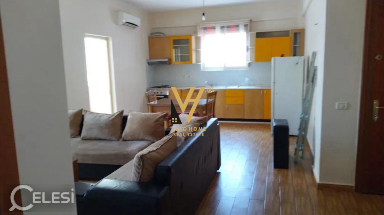 JEPET APARTAMENT 1+1+BLK ME QIRA TE KOMUNA E PARISIT 50.000 LEKE