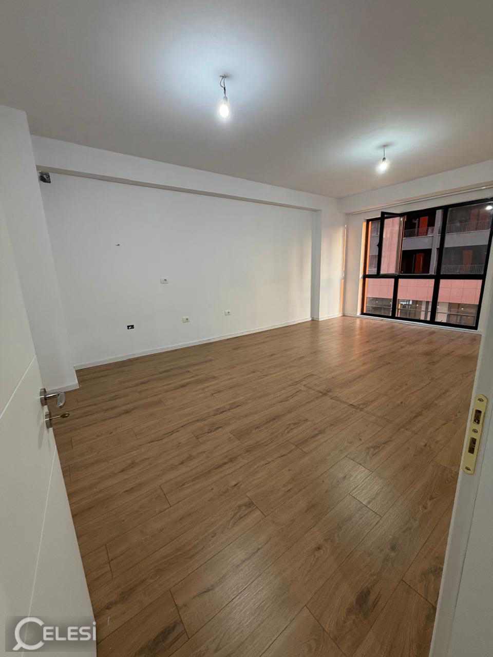 Jepet apartament 1+1 me qira tek Kompleksi Urban Gate , Astir .