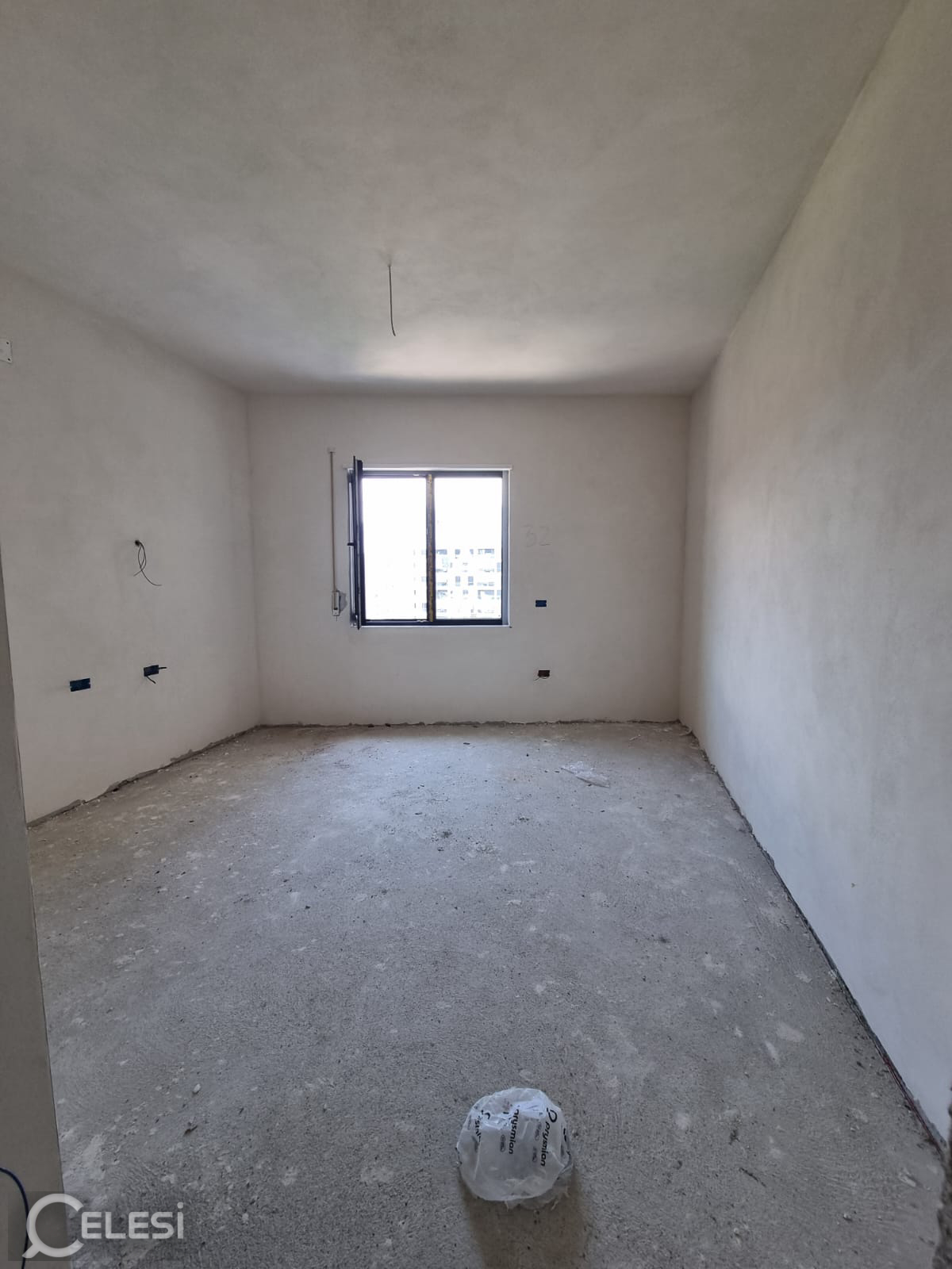Okazion ! Shitet apartament 2+1 tek Rezidenca Mara , Rruga Don Bosko , Laprake .