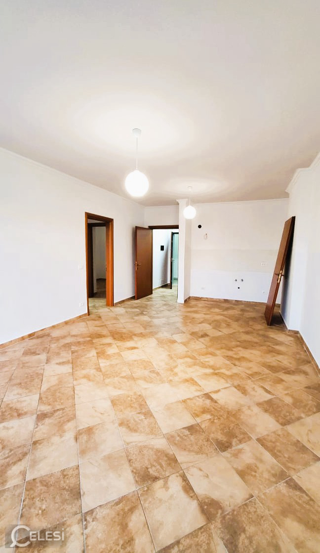 🌊Shitet apartament 2+1 me pamje nga deti ne Sarande🗝️