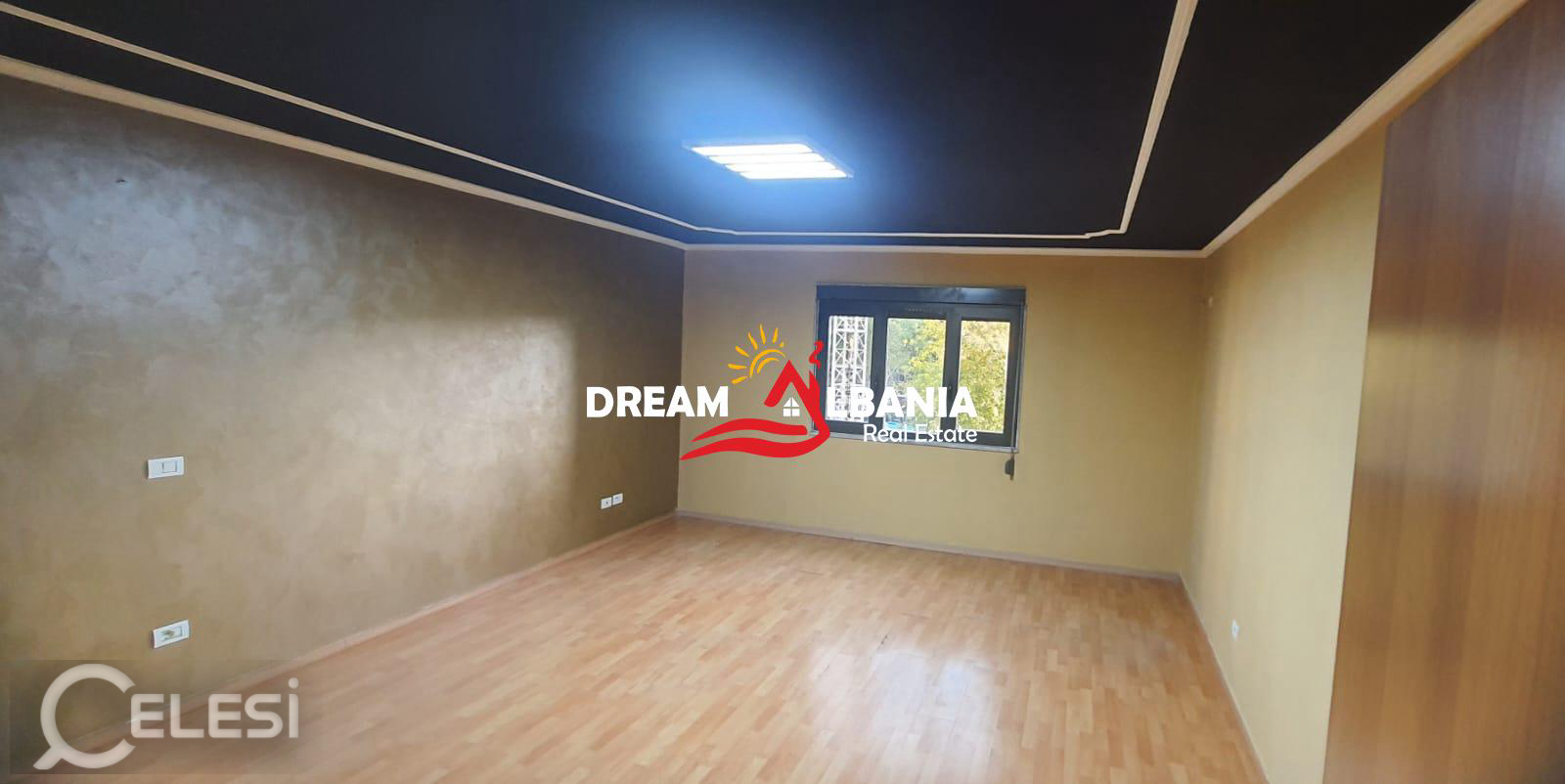 Jepet me qera ambient biznesi ne Rrugen e Kavajes prane Qendres (ID 42611534)