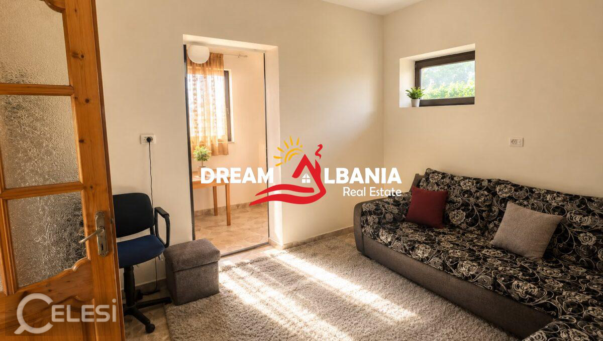 Jepet apartament me qera kate vile 2+1 ne Xhamllik,Tirane (ID 4251450) f