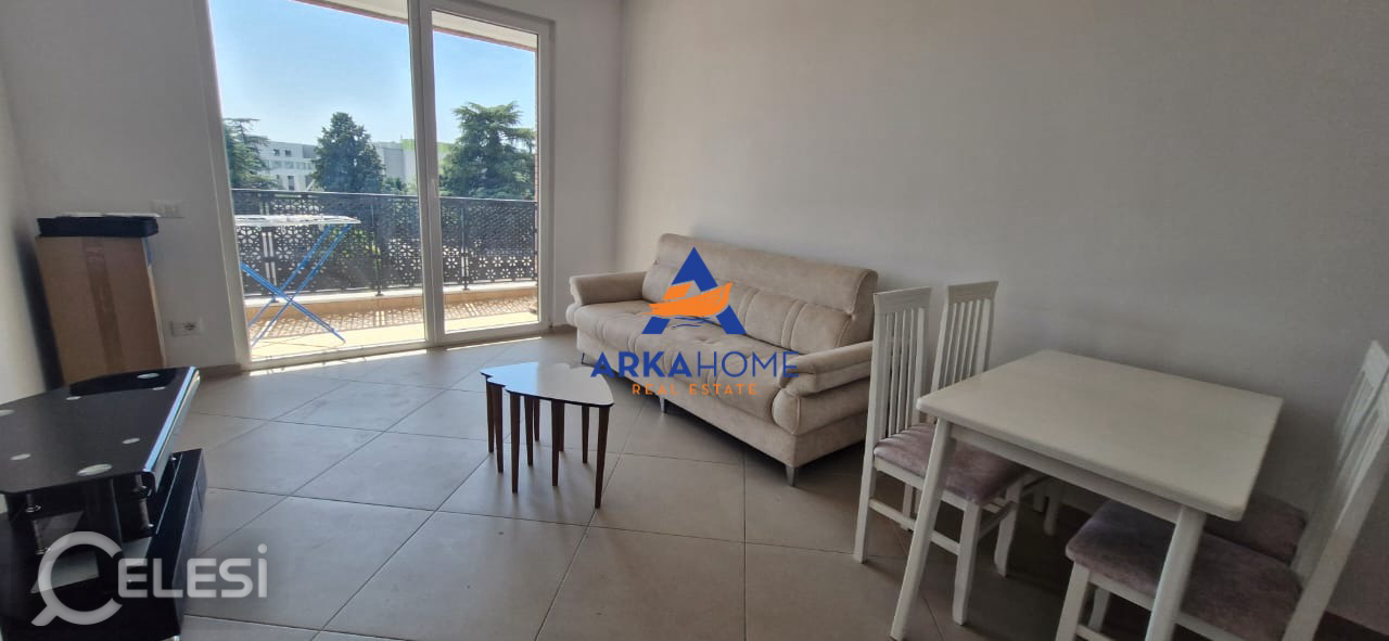 JEPET APARTAMENT 1+1+BALLKON ME QERA "RRUGA E DIBRES" 50.000 LEKE