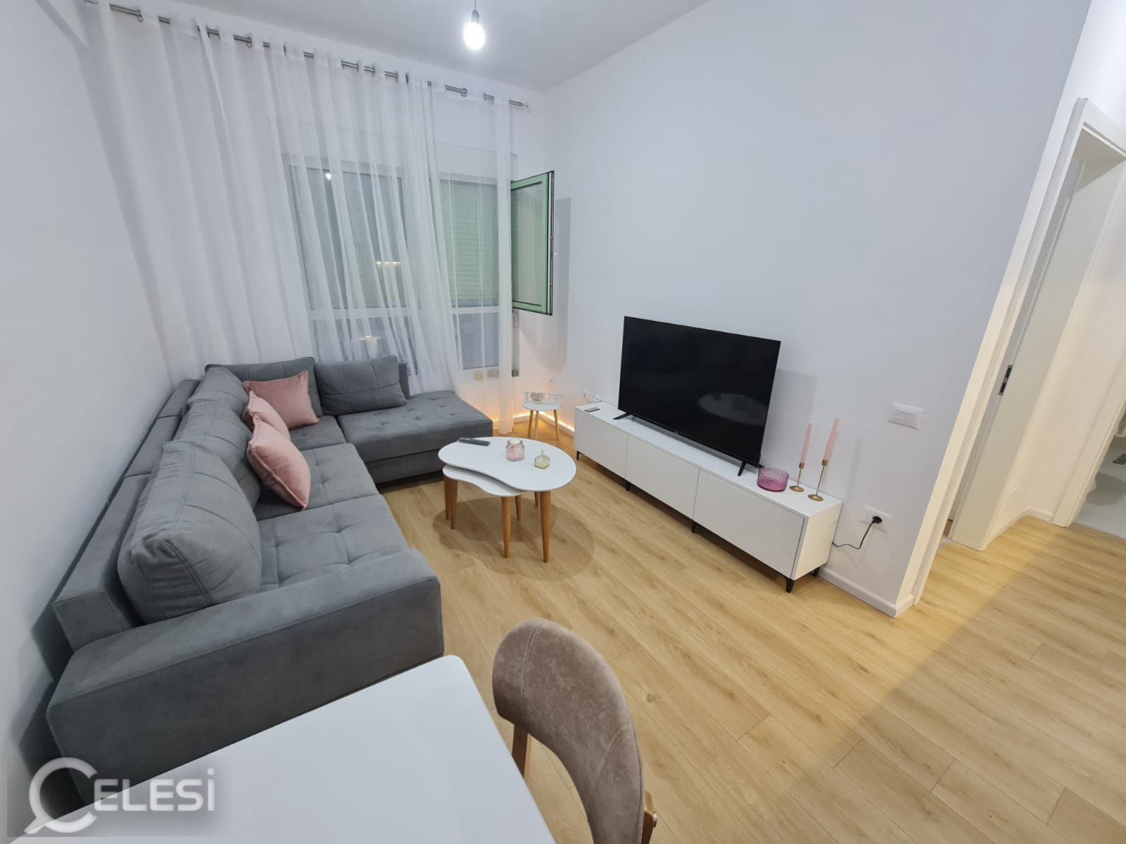 ✨ Apartament me Qera 1+1+Ballkon ne Ali Dem Kompleksi Kadiu (i ri, i pabanuar me pare,bashkekohor)
