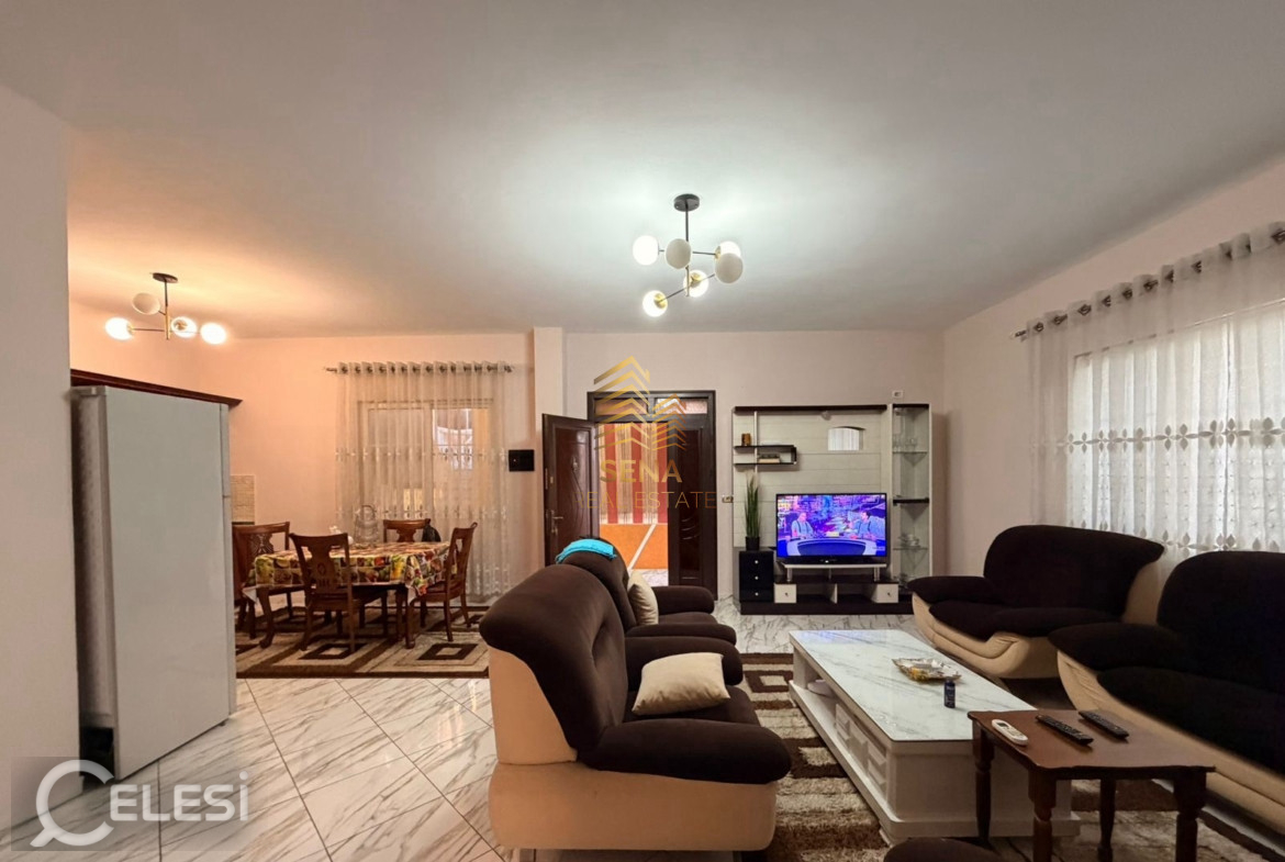 Qira, Hyrje Private, 2+1+blk+Post Parkimi, Univers City, 45.000 Leke/muaj