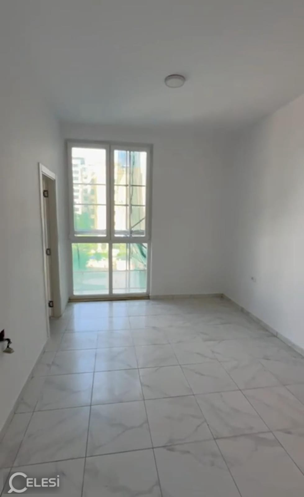 Qera | Ambjent Biznesi | Square 21- Rruga e Kavajes | 1000 €/muaj