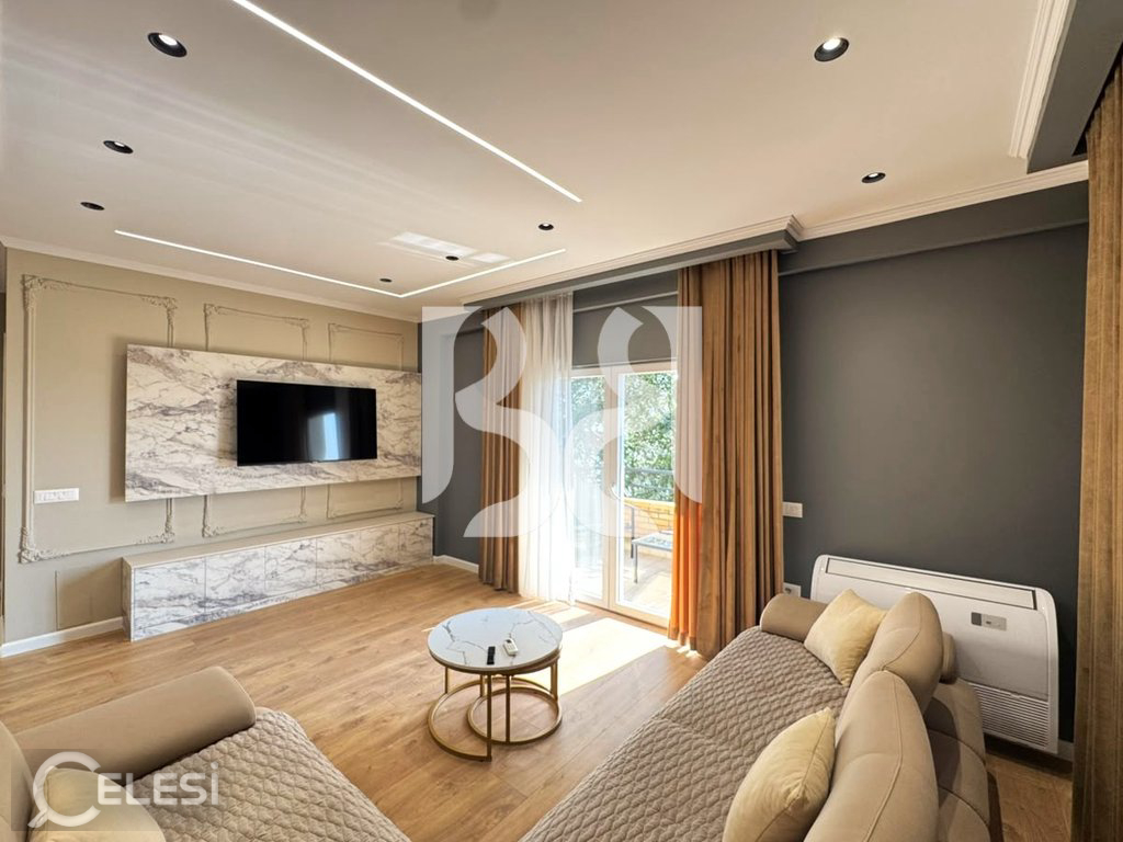 APARTAMENT ME QERA 2+1+2 FARKE 1000 EURO