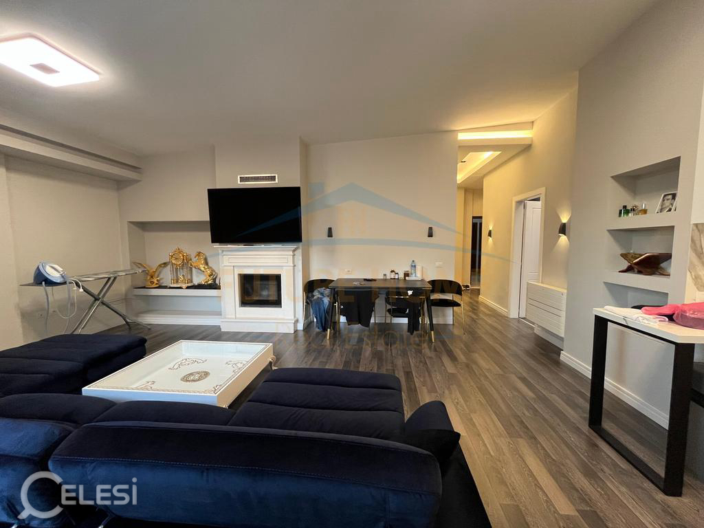 Shitet, Apartament 3+1+2+Verandë, Rezidenca FZ, Liqeni i Thatë