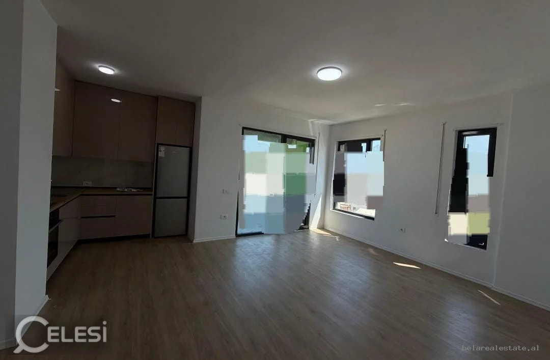 Zyre Me Qera 3+1 Tek 5 Maji (ID BZ21017) Tirane.