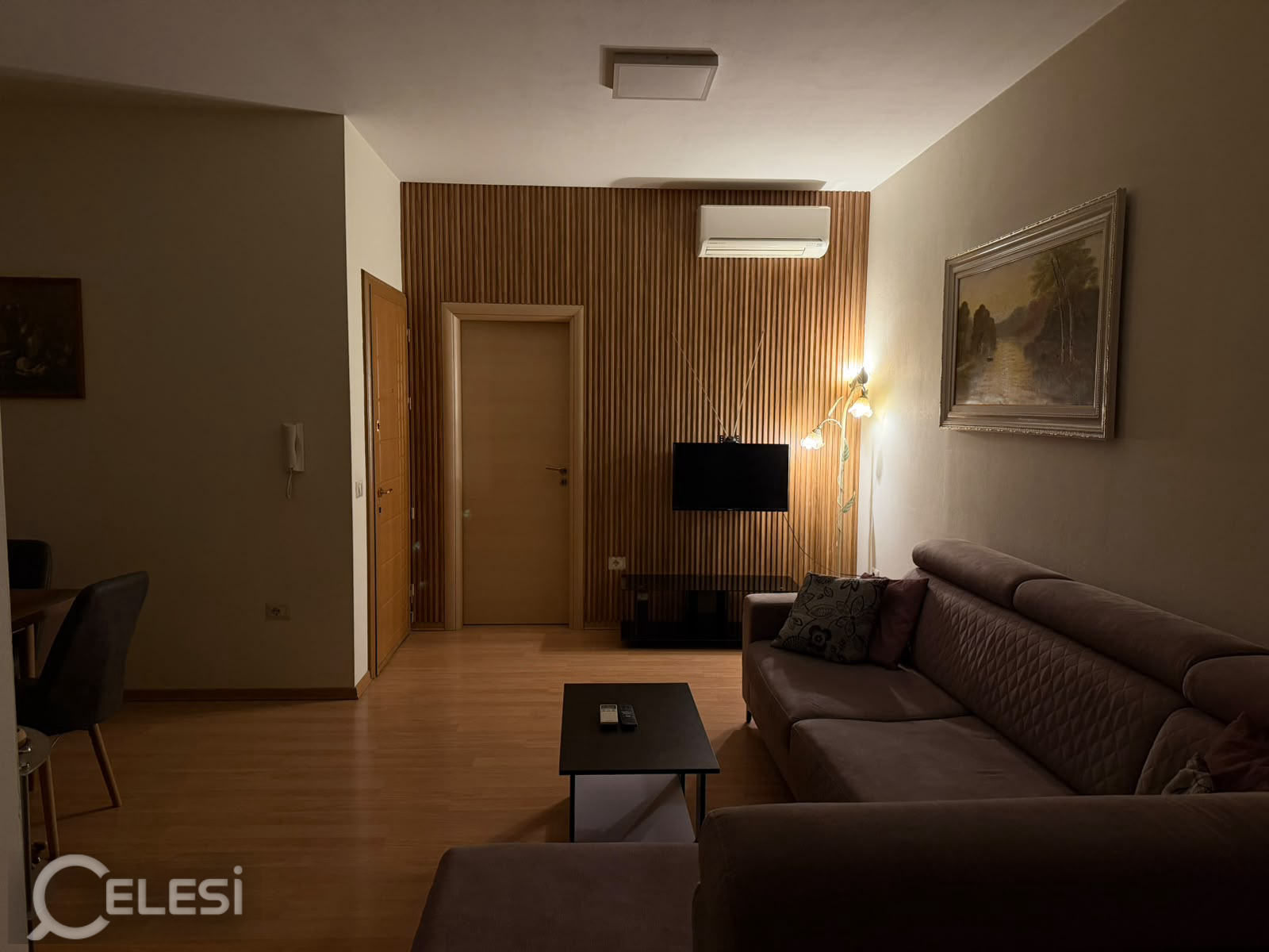 Qera | Vilë 3 + 1 | Fusha Aviacionit | 1000 €/muaj
