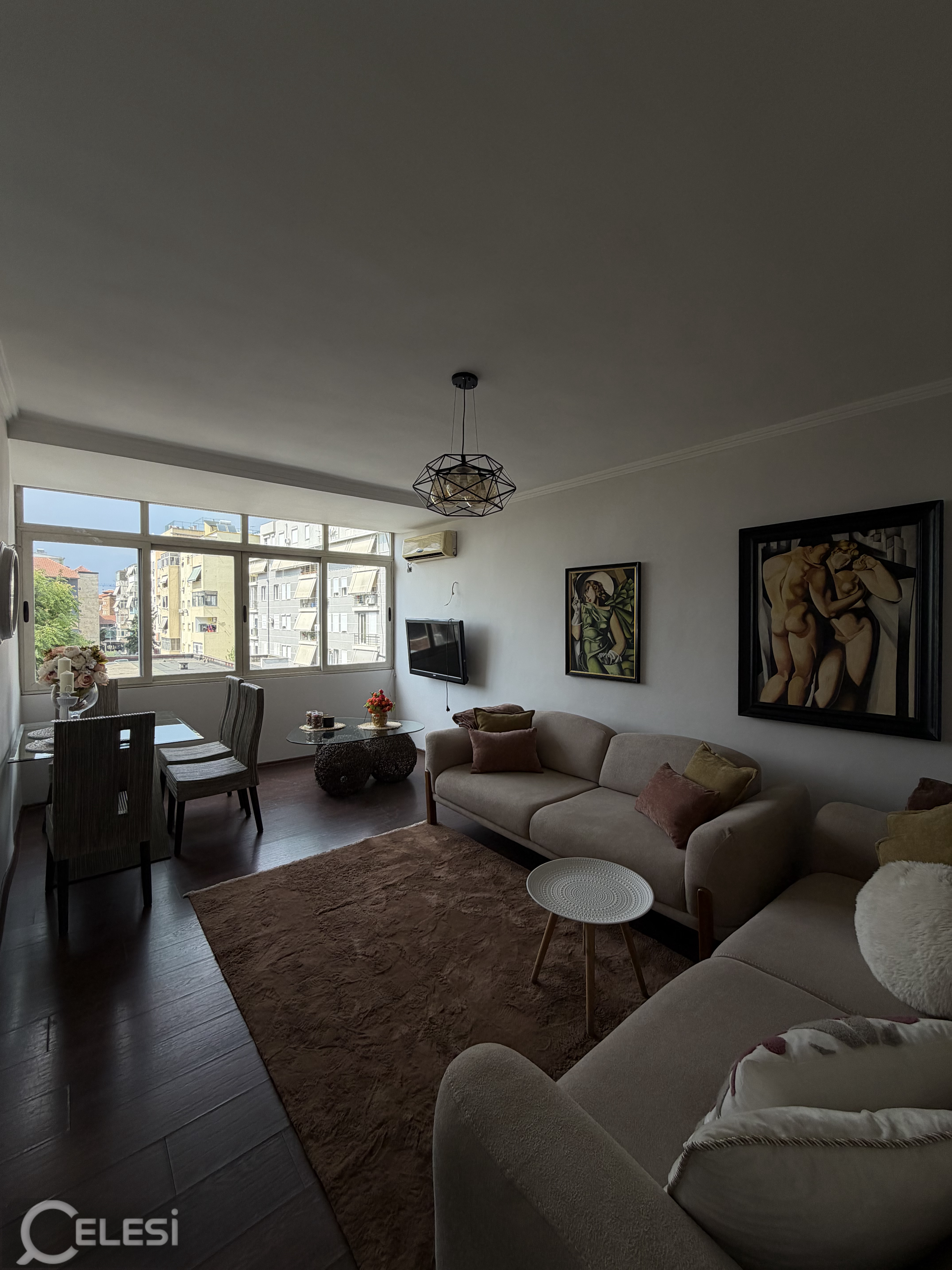 Apartament me qira tek “Kongresi I Manastirit”. 500 euro