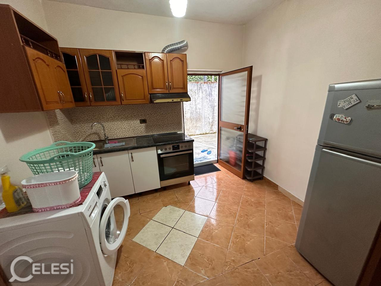 Qera | Garsoniere | Rruga Jordan Misja | 350 €/muaj