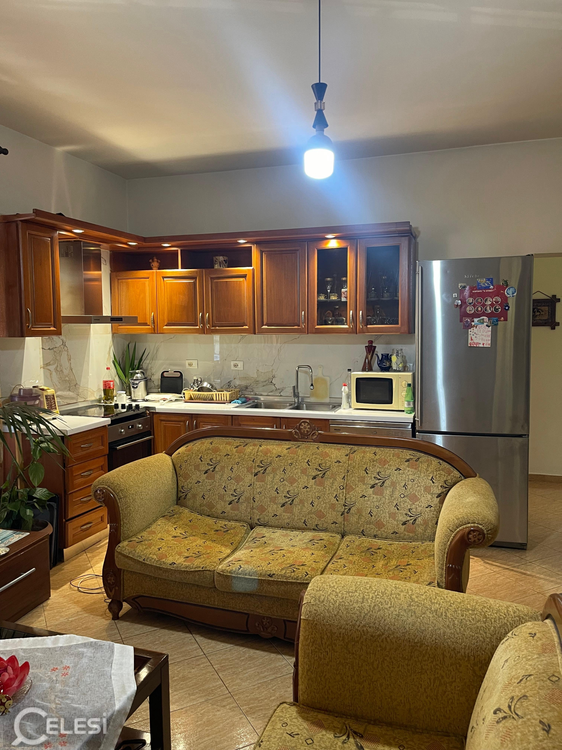 Shitje | Apartament 2 + 1 | Kodra E. Priftit | 120000 €