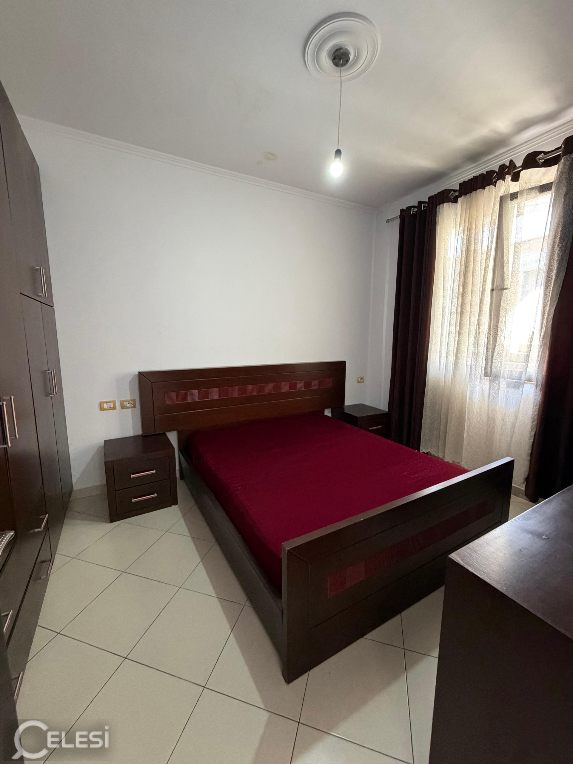 Qera | Shtëpi private 2 + 1 | Yzberisht | 400 €/muaj