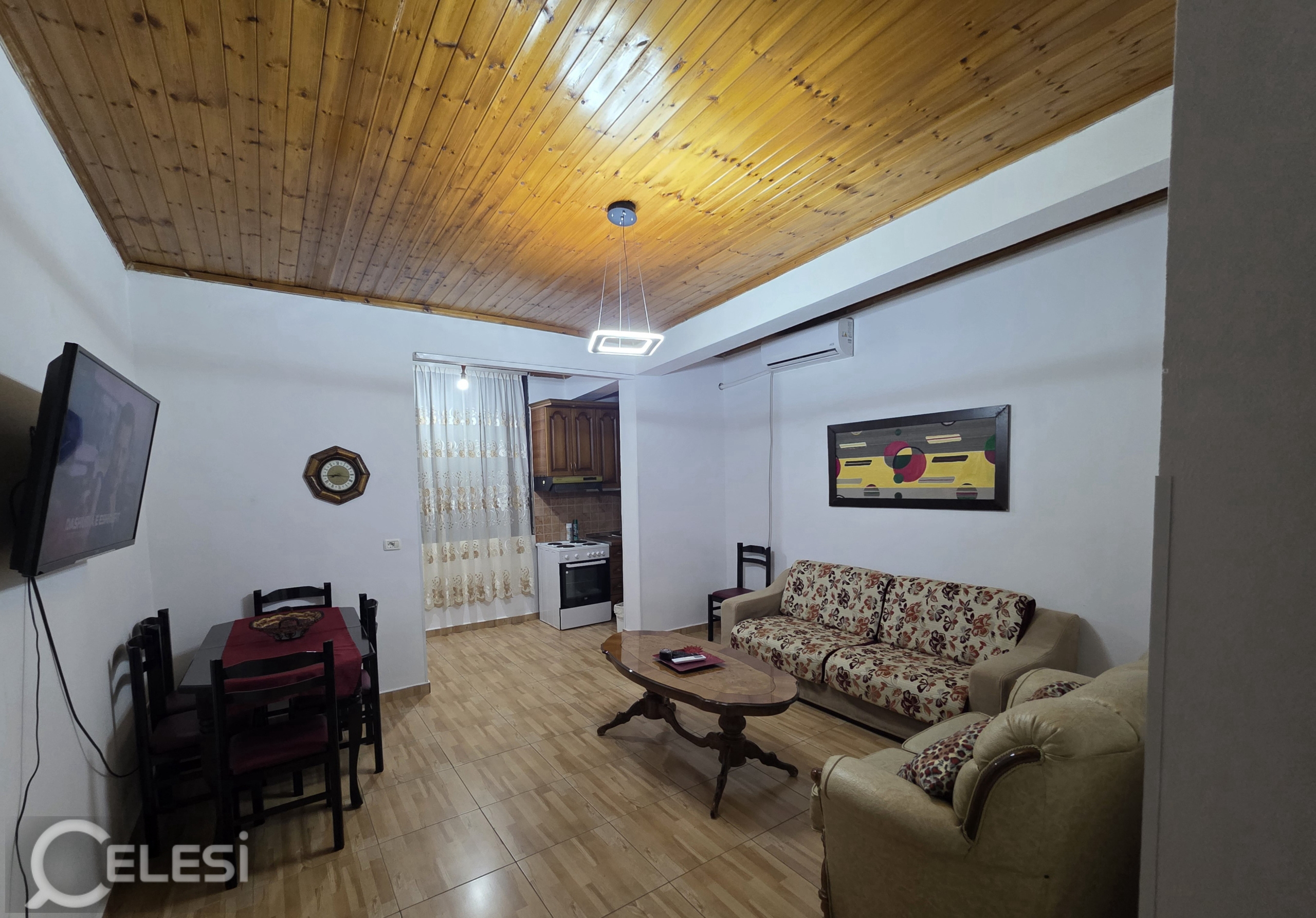 Qera | Shtëpi private 1 + 1 | Varri Bamit | 400€/muaj
